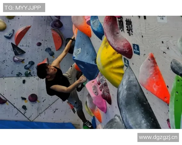 杭州攀岩队独特盯防策略解析与战术应用探讨